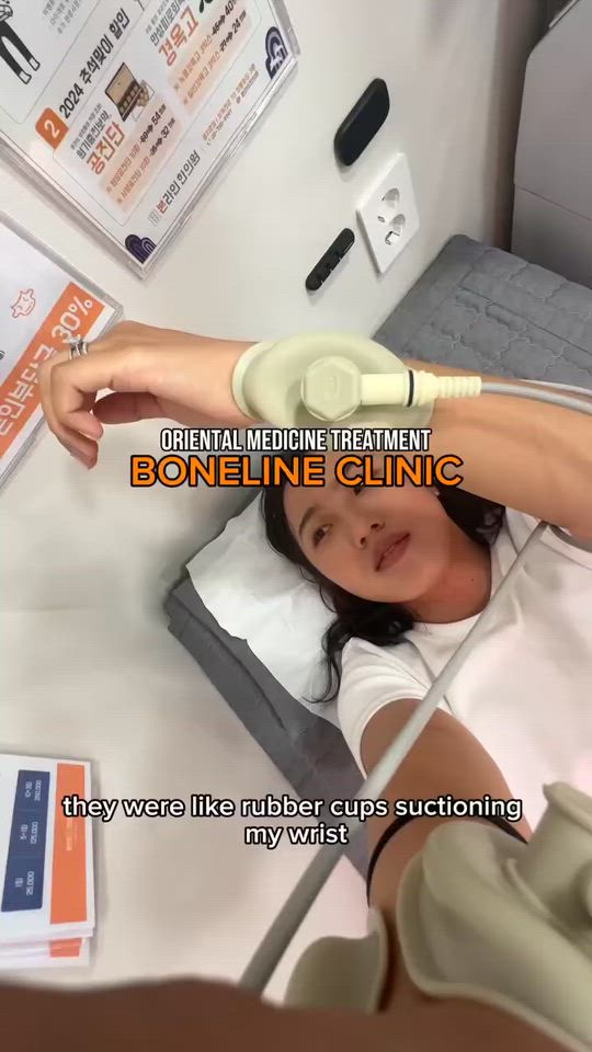 Healing My Wrist Pain with Korean Traditional Medicine 